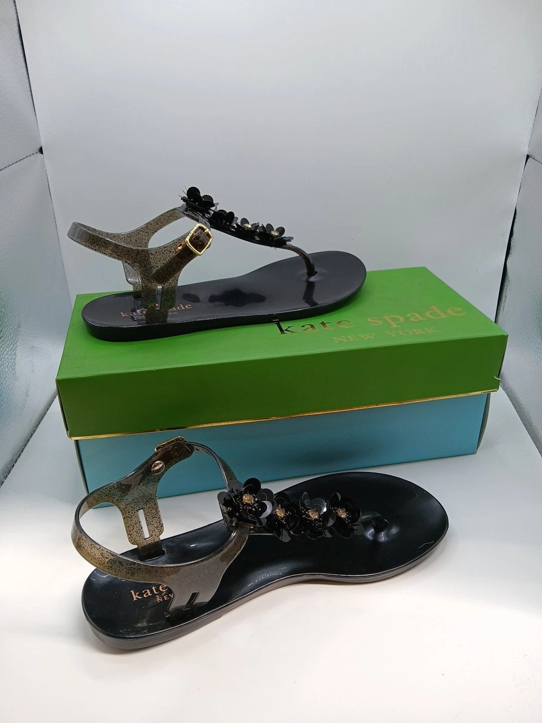 Kate Spade Black Sandals Women Size 5 Thong Style With Flower Detail