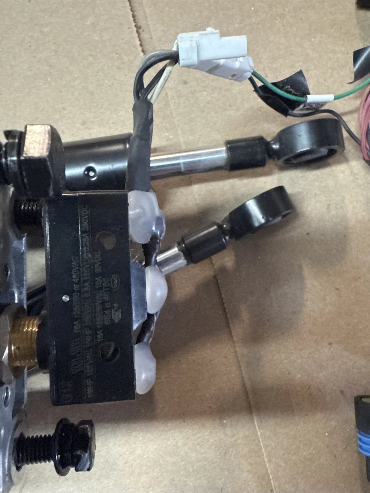 Joystick Assy w/ Sensors & Mixing Board, Z54Li 80v Zero Turn Mower