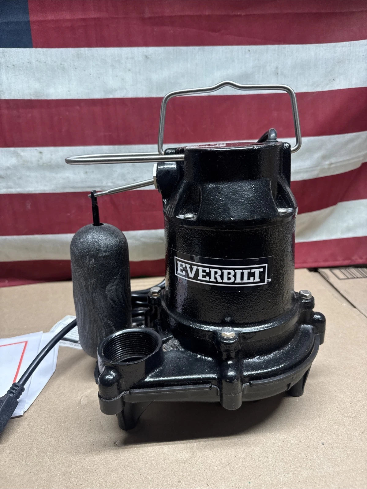 Everbilt 1/3 HP Cast Iron Submersible Sump Pump HDS30 Open Box