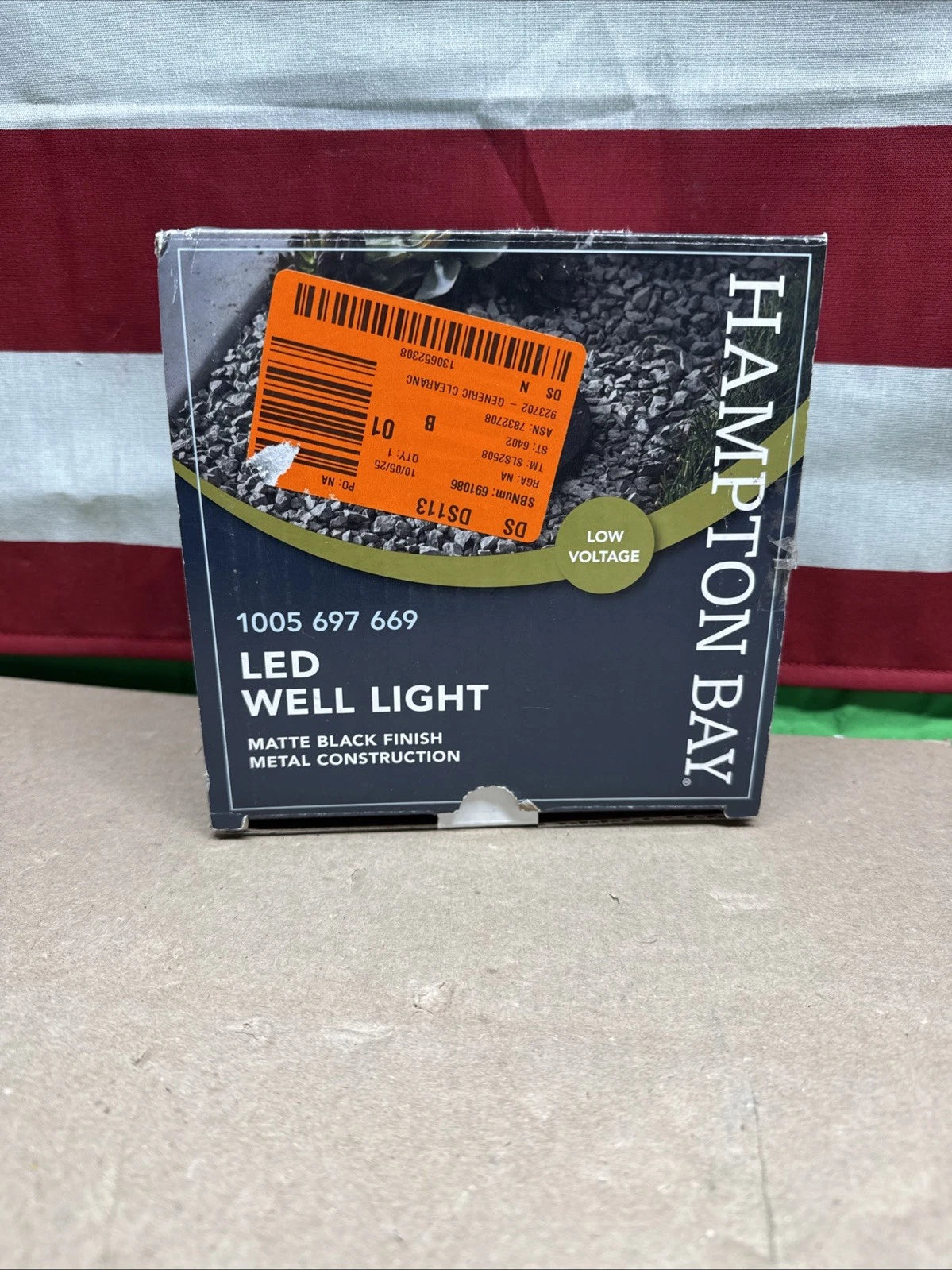 LowVoltage 500 Lumens Black Outdoor Integrated LED In Ground Well Light Item-578