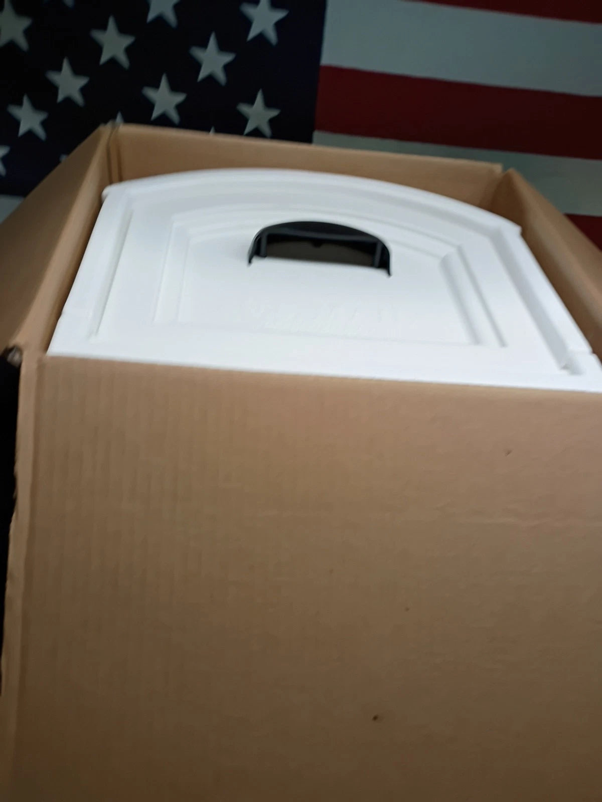 Step2 518199 Classic White XL Town-to-Town Post-Mount Mailbox, Open Box