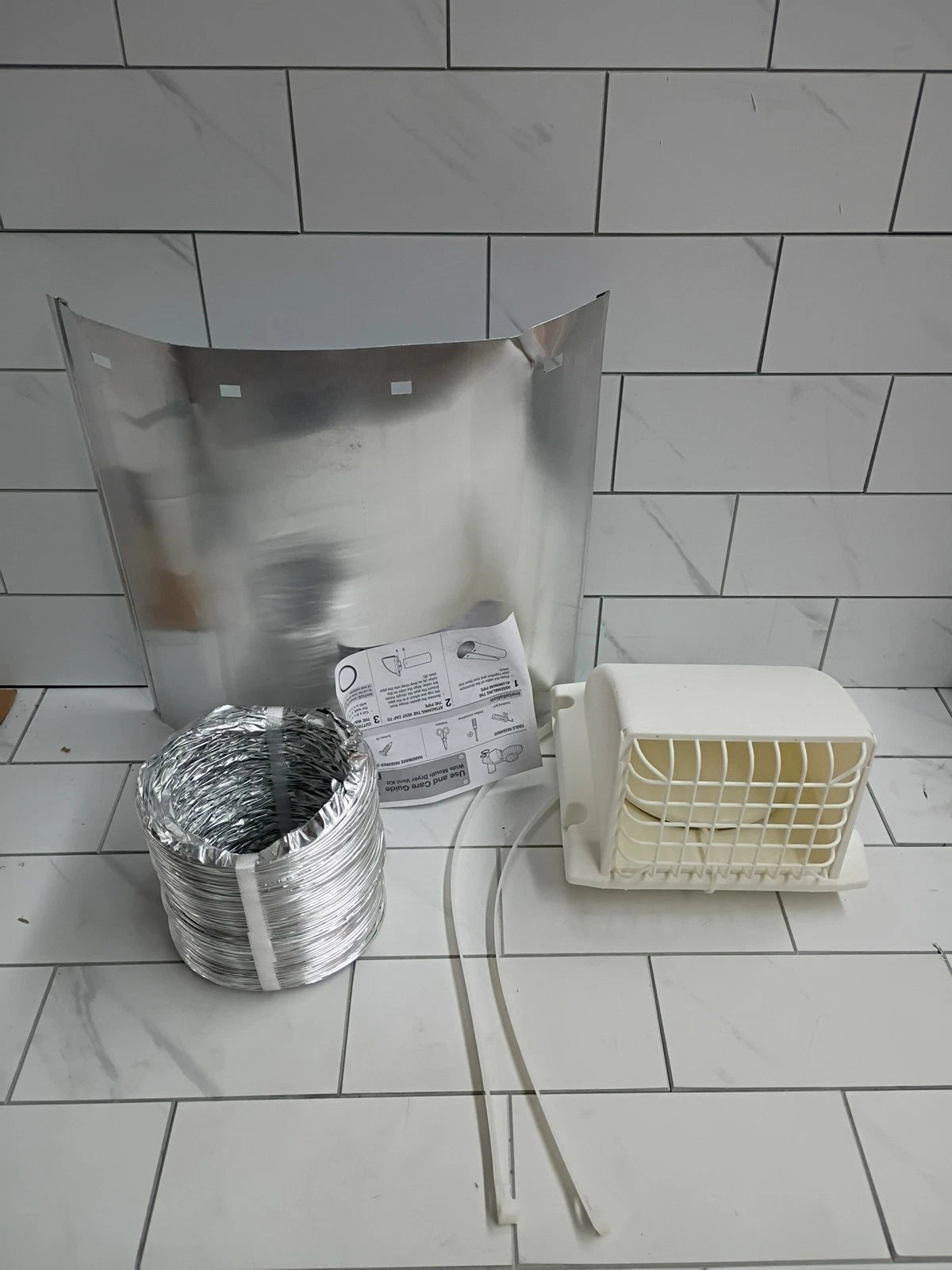 Everbilt TD48PMKHD6 Louvered 4" x 8' wide Mouth Vent Kit with guard New Open Box