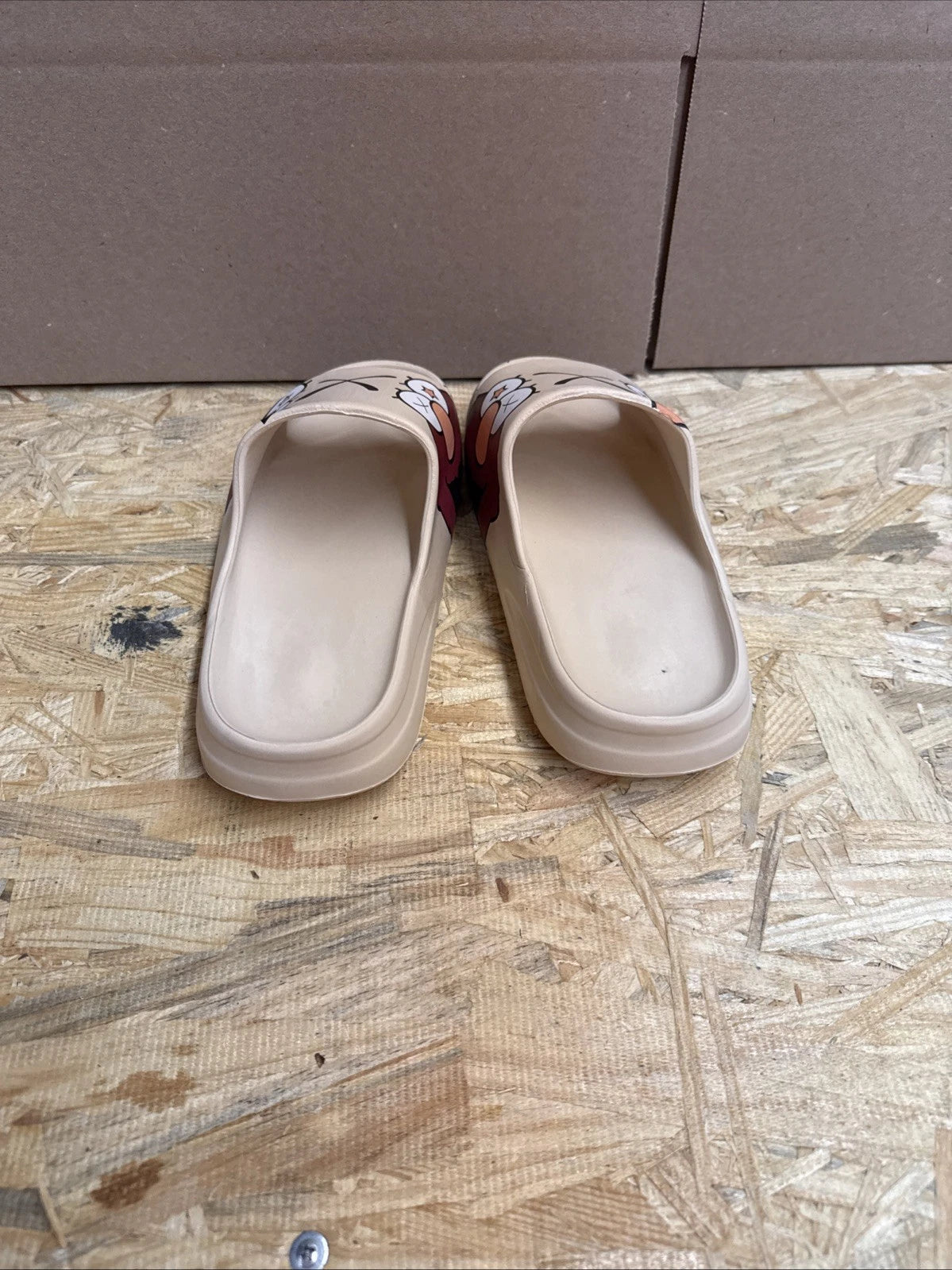 Elmo Slides Unisex. Rubber. Beach. Unbranded. Size 5 Men’s 6 Women’s 36 EU