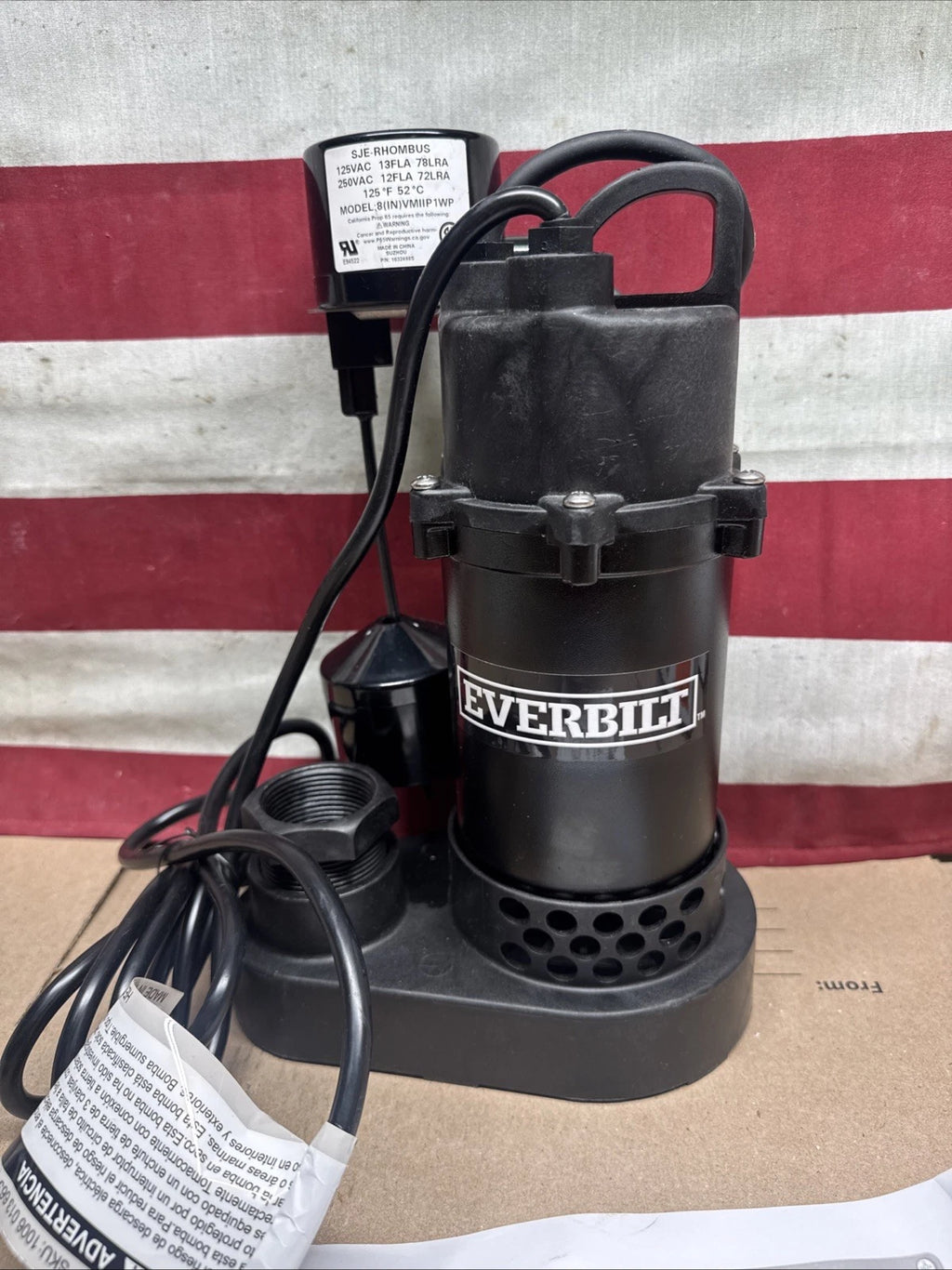 Everbilt HDSP50V 1/2 HP Submersible Sump Pump Thermoplastic Vertical., Open Box.