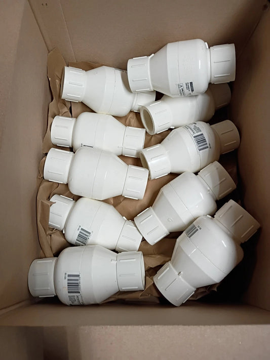 Lot Of 10 Everbilt PVCCV114F Check Valve PVC 1-1/4" FPT x FPT..