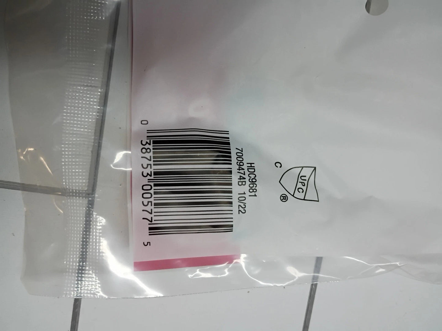 8pk Oatey 1-1/4" PVC P-Trap with Insta-Plumb Technology - HDC9681 New Open Box
