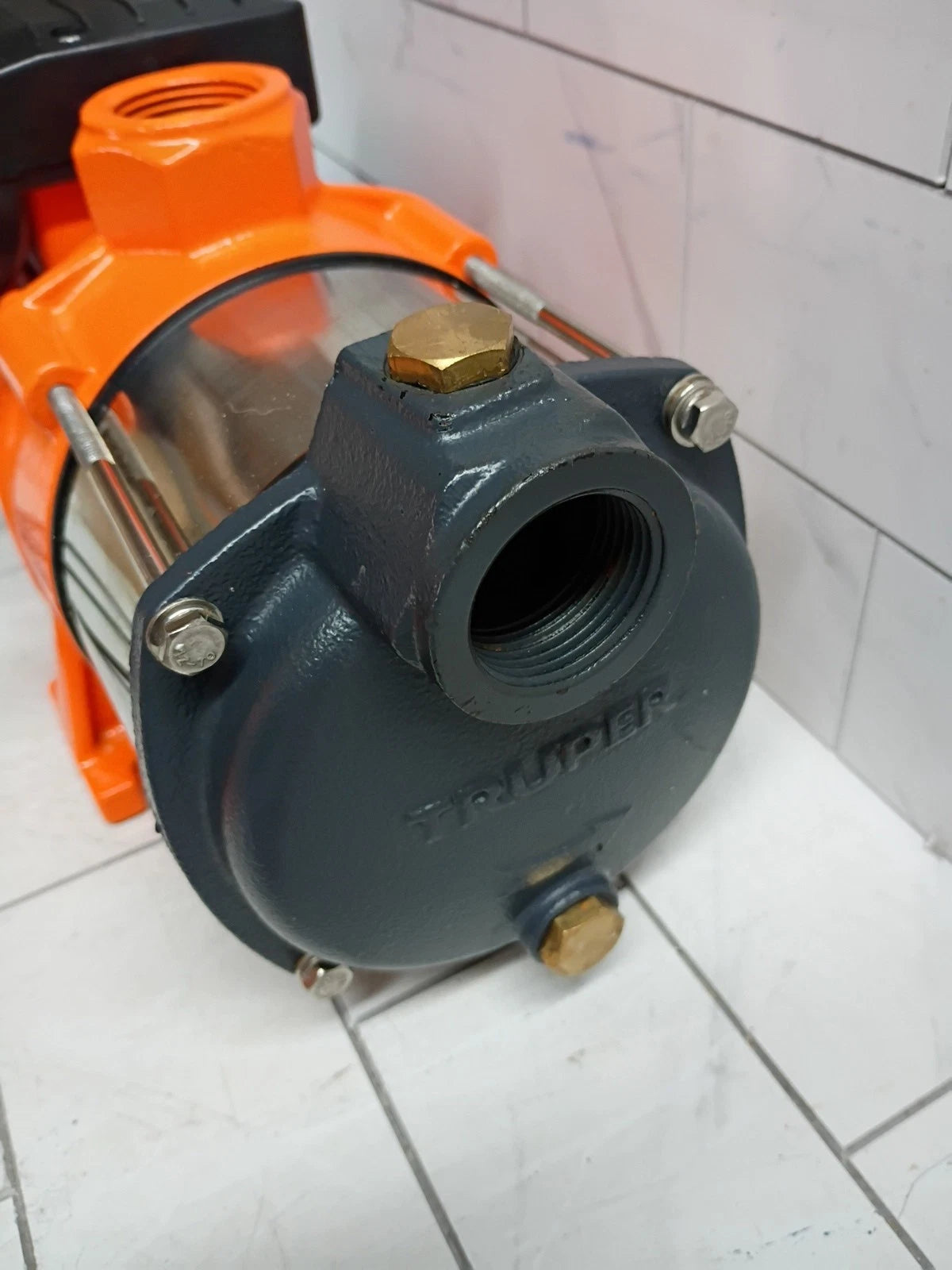 TRUPER PREM-1/2 373W 1/2 HP Pressure Pump Read Description