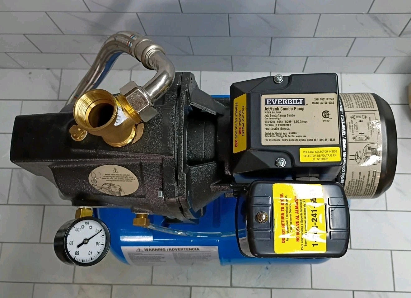 Everbilt 1/2HP Jet Pump/Tank Combo Cast iron with 6 Gallon Tank New Open box