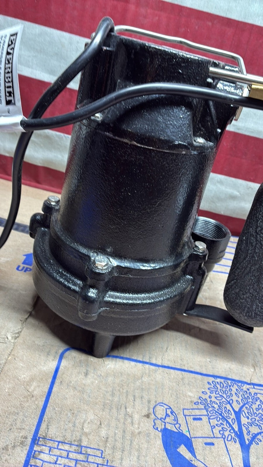 Everbilt HDS50 1/2 HP Cast Iron Sump Pump Model OPEN BOX.
