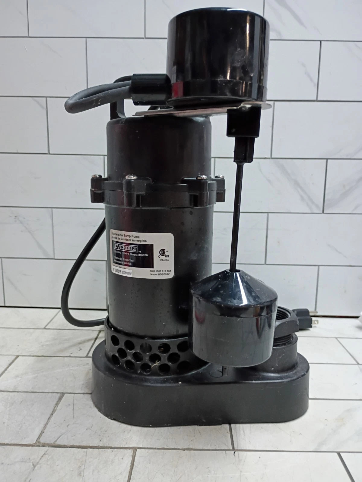 Everbilt 1/3 HP Aluminum Sump Pump Submersible Vertical Switch- HDSP33V USED