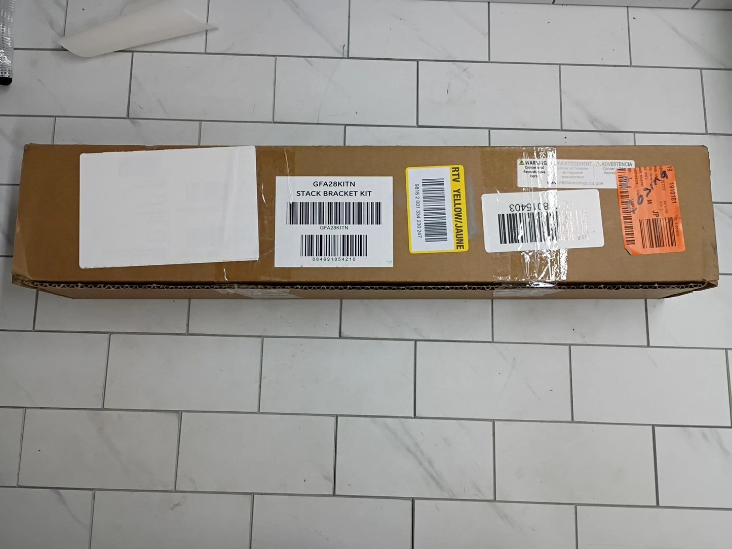 GFA28KITN Stacking Kit For GE 28"W Washer Dryer, Stack Bracket Kit , New OB
