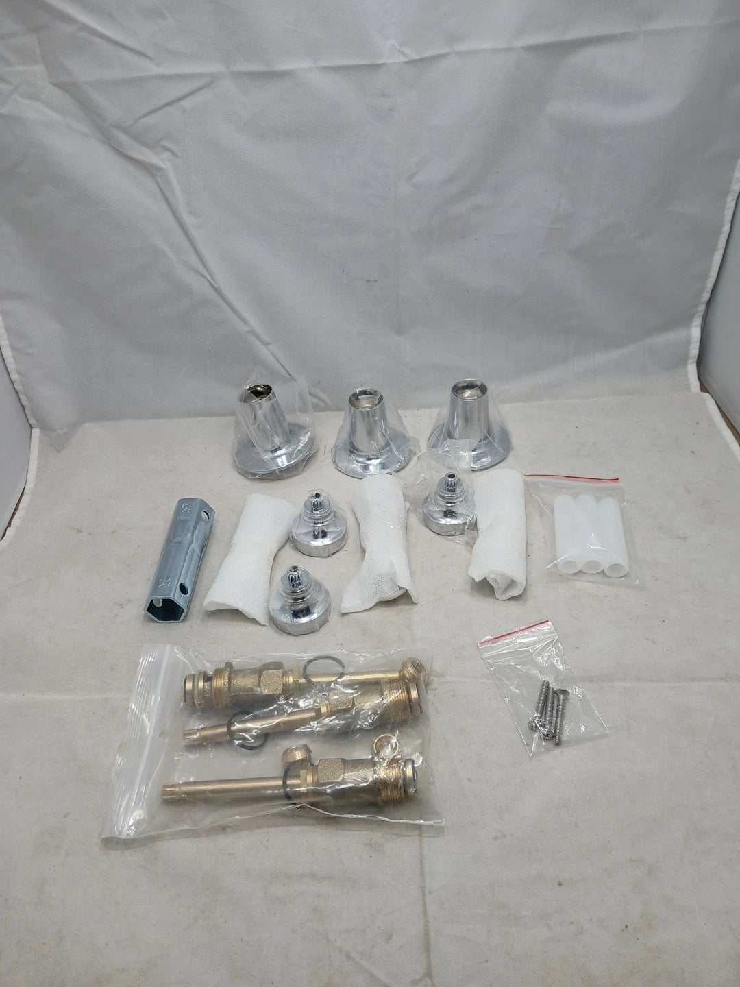 Danco Tub/Shower Remodeling Kit for Pfister - Porcelain Lever 39695