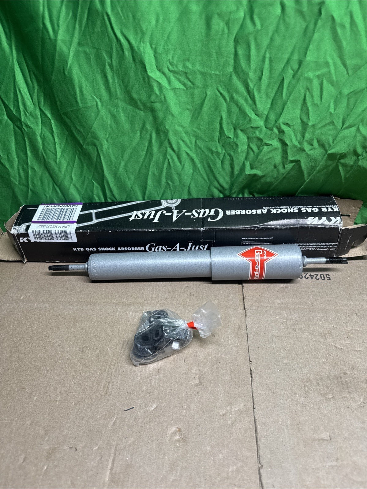 One New KYB Shock Absorber KG5514 for Chevrolet Ford GMC Mercury Volvo