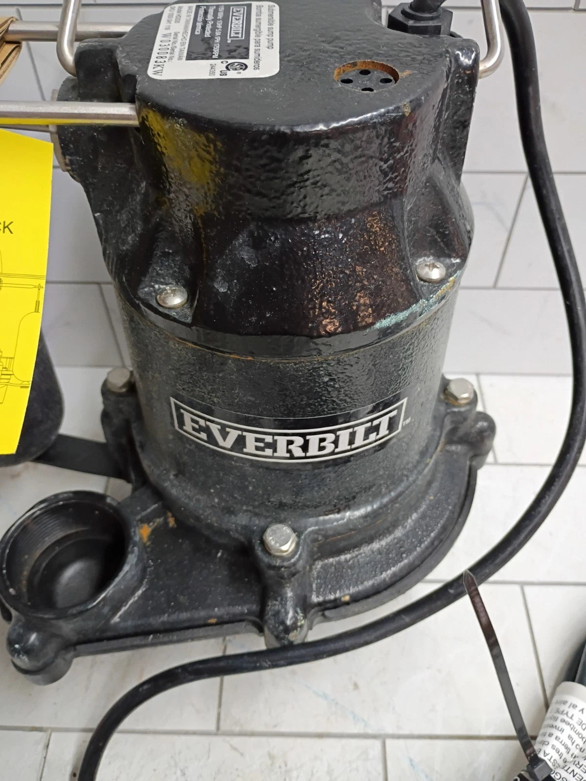 Everbilt S02160925 1/3 HP Cast Iron Submersible Sump Pump Open Box Read*