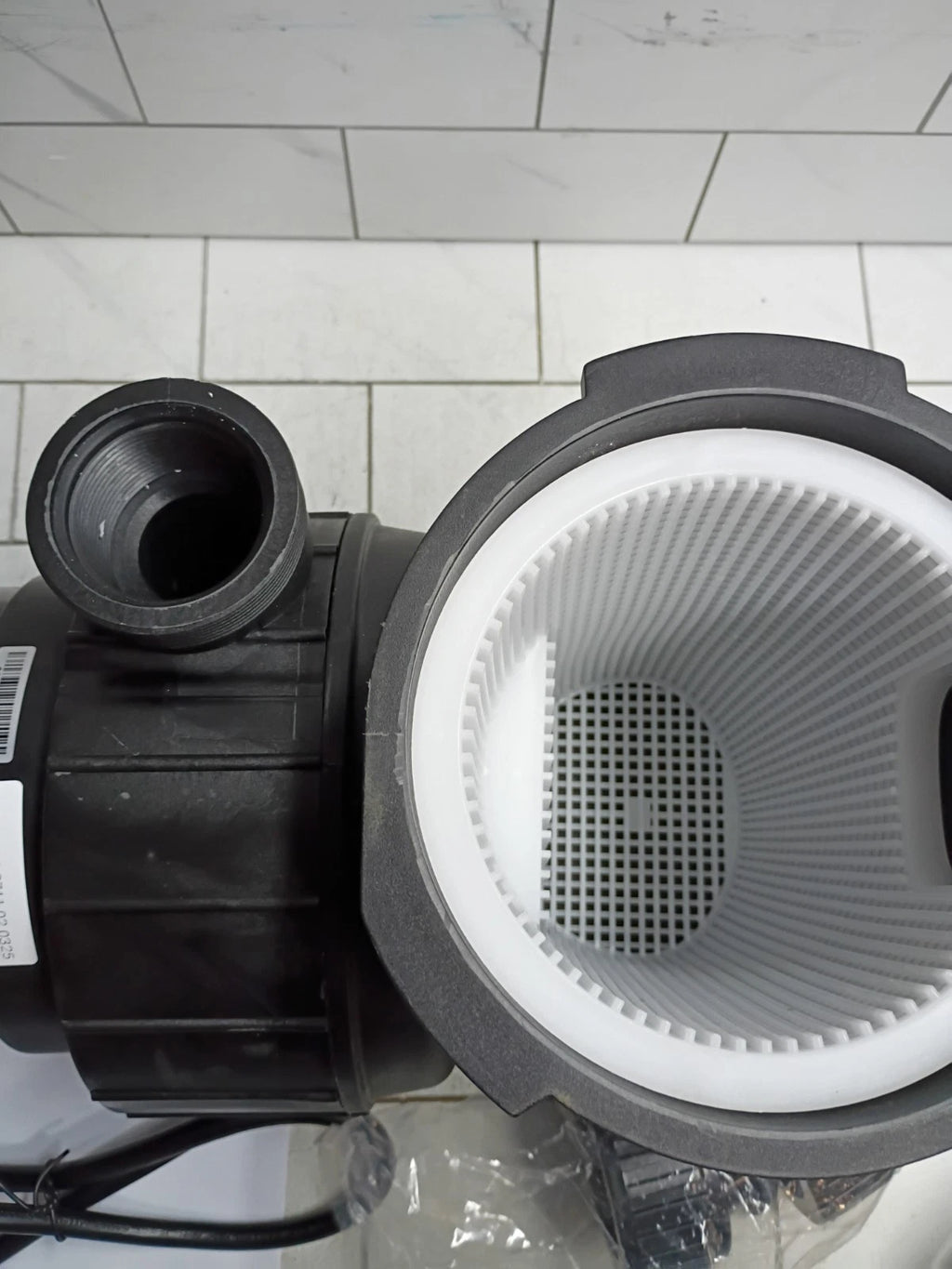 Vevor 1.5HP Swimming Pool Pump 1.5" Strainer Basket HAP1100 OPEN BOX
