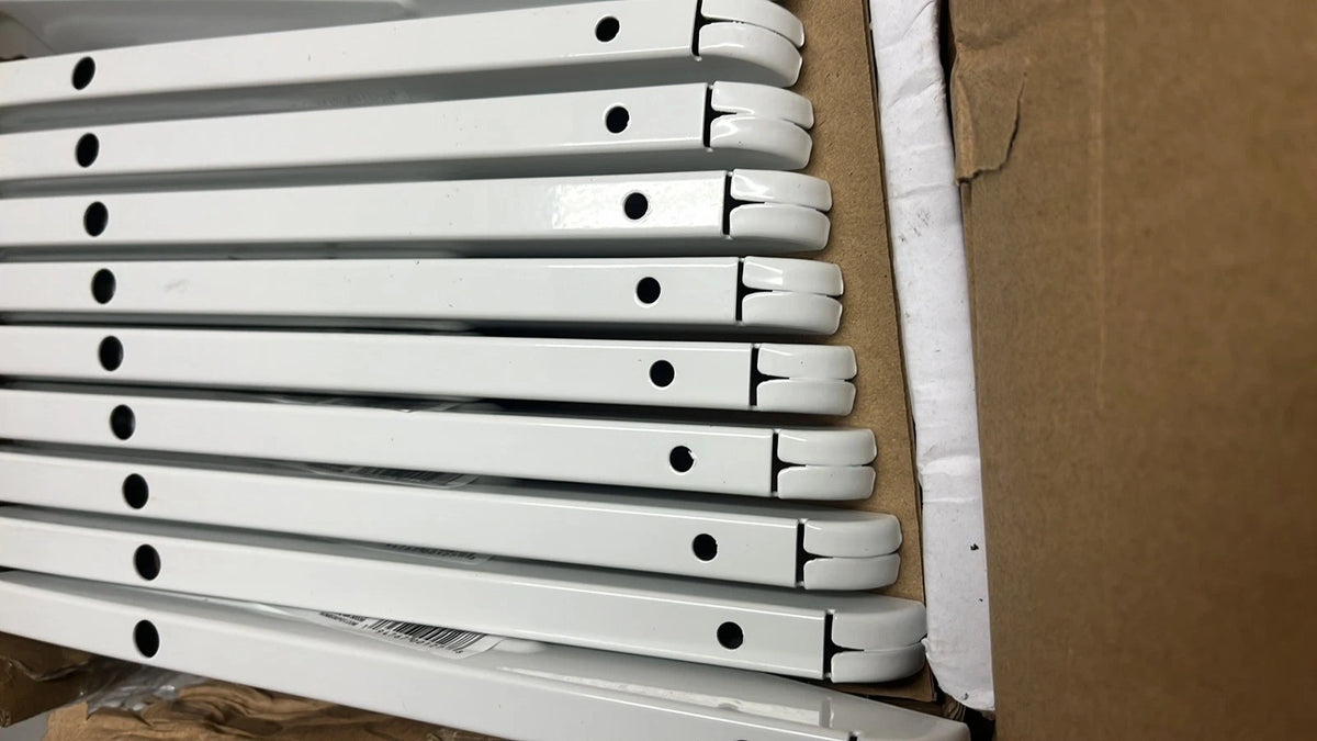 26 pack Everbilt S57A90925 9” heavy duty shelf white bracket Open Box