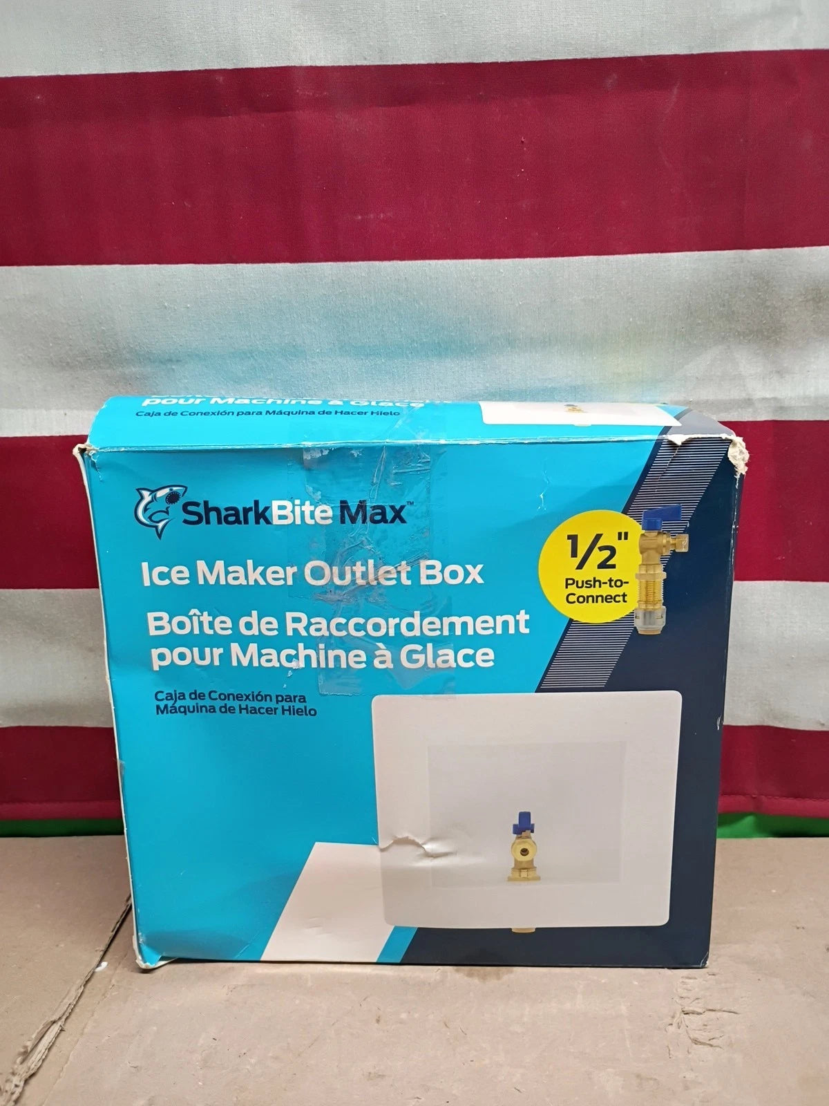 SharkBite 1/2 in. Push-to-Connect Brass Ice Maker Outlet Box