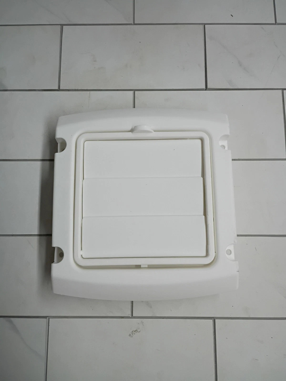2pk Everbilt Easy Access 4" Vent Hood. BHLH4WHD White NEW Open Box 591-999