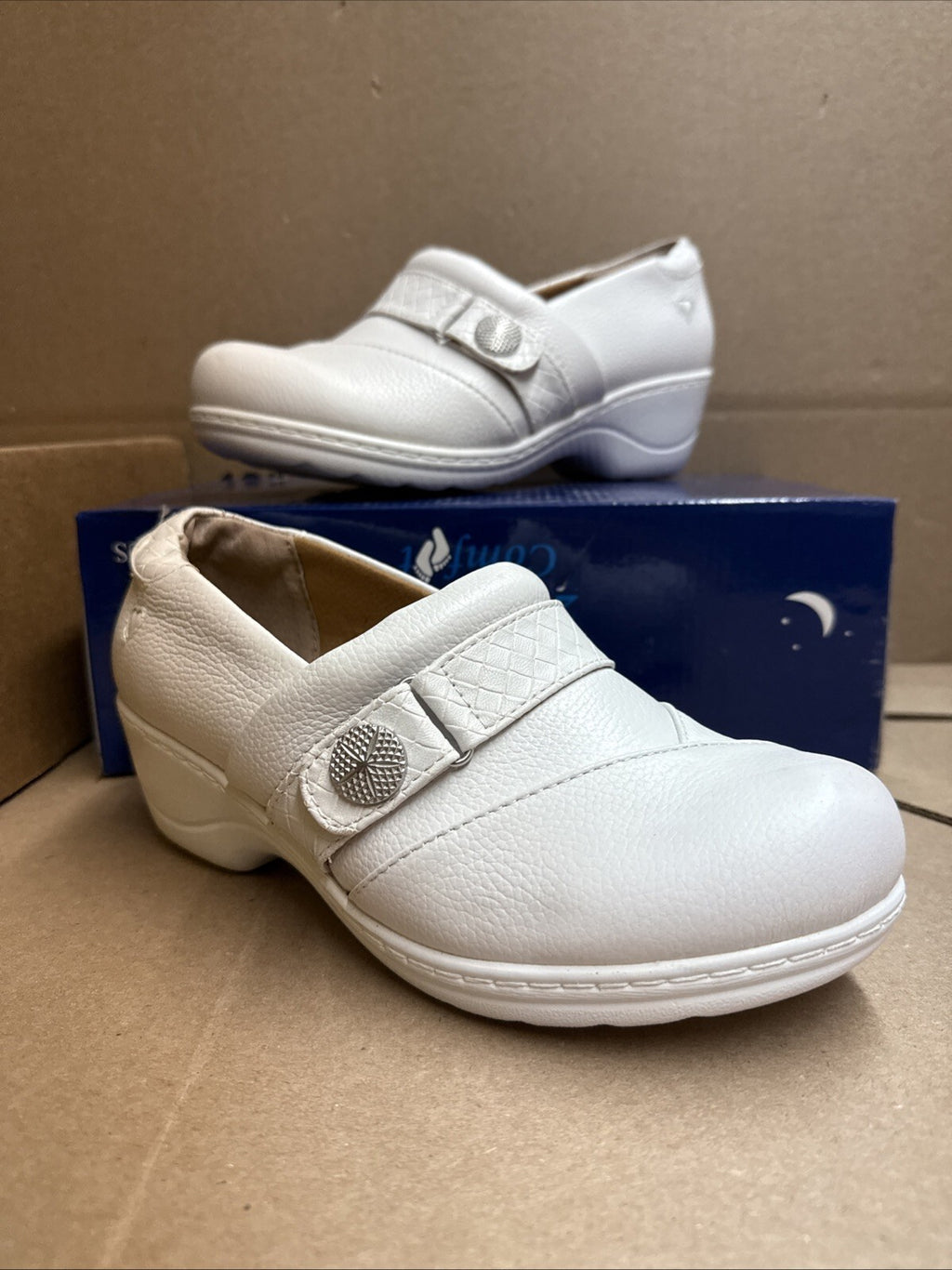 Women’s Nurse Mates Kris pillowTop lightweight Clog 8W White Leather