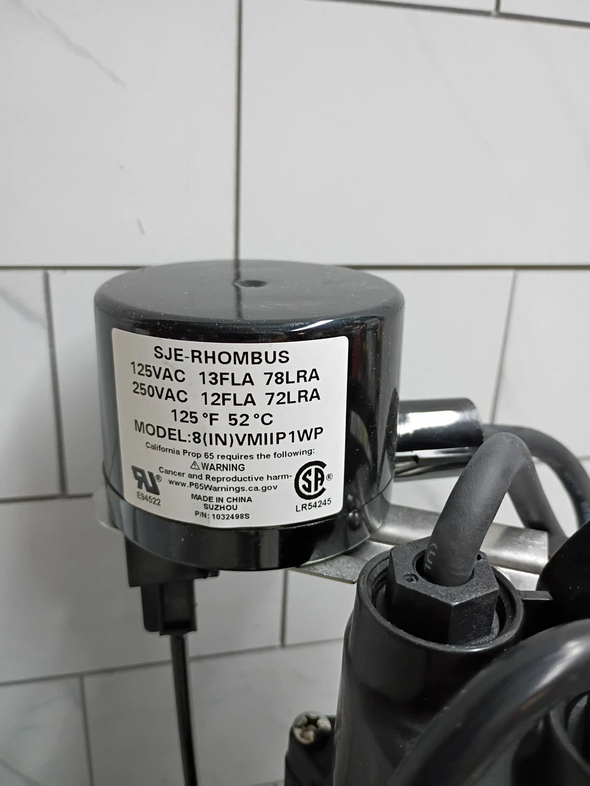 Everbilt HDSP25V 1/4 HP Aluminum Submersible Sump Pump Vertical Switch Open Box