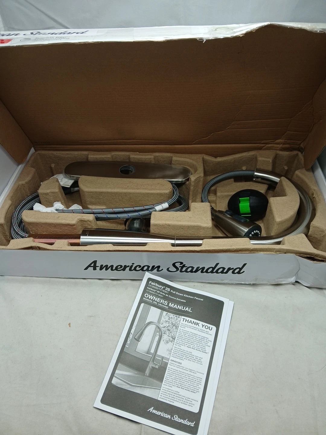American StandardFairbury 2S Single-Handle Pull-Down Sprayer Kitchen Faucet