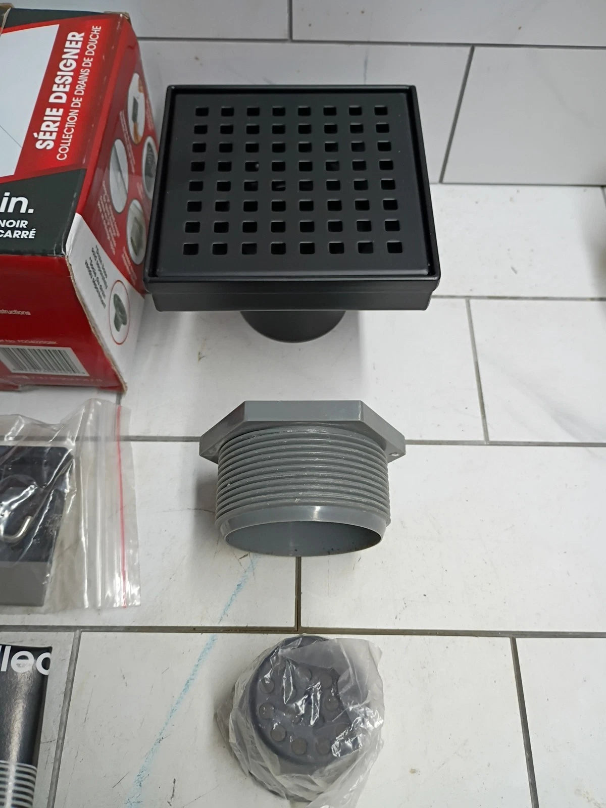 RELN 4" X 4" in Matte Black Square Shower Drain - Stainless Steel Modern OB
