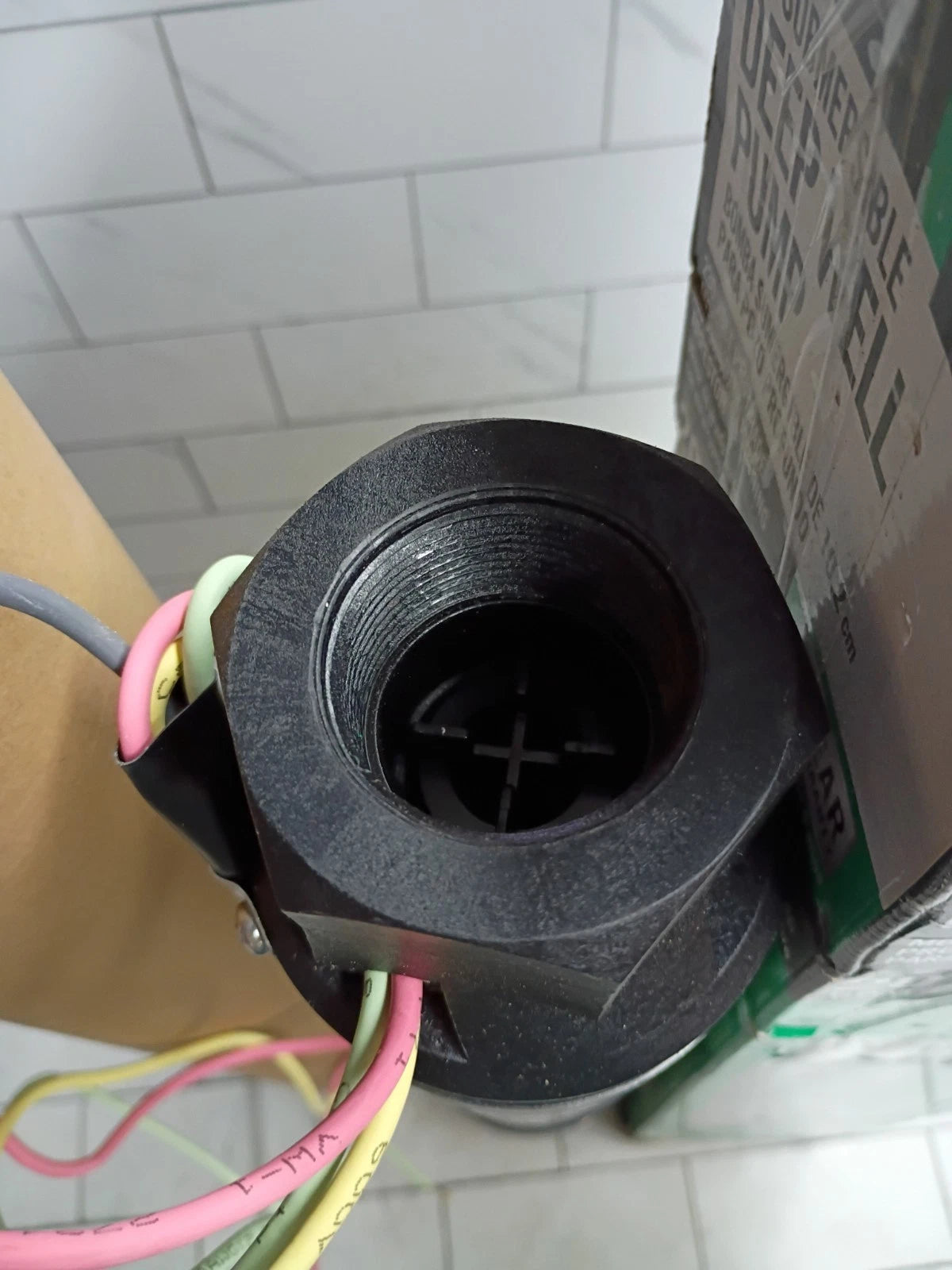Everbilt 1HP Submersible 3-Wire 20GPM Well Pump HDSUB10-203 NEW OPEN BOX