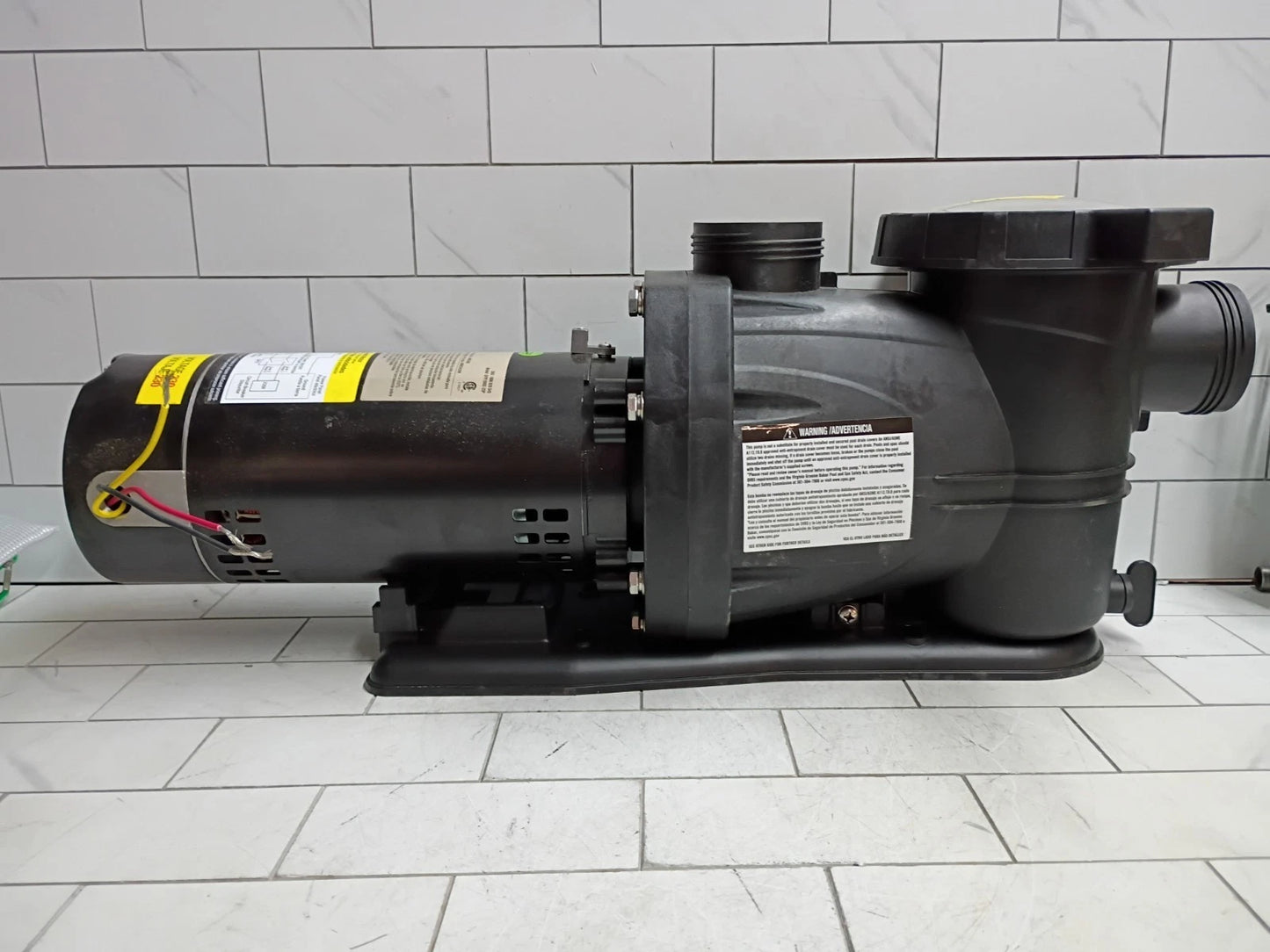 Everbilt 1.5 HP 2-Speed Pool Pump 230-Volt SPP15002-2SP NEW OPEN BOX