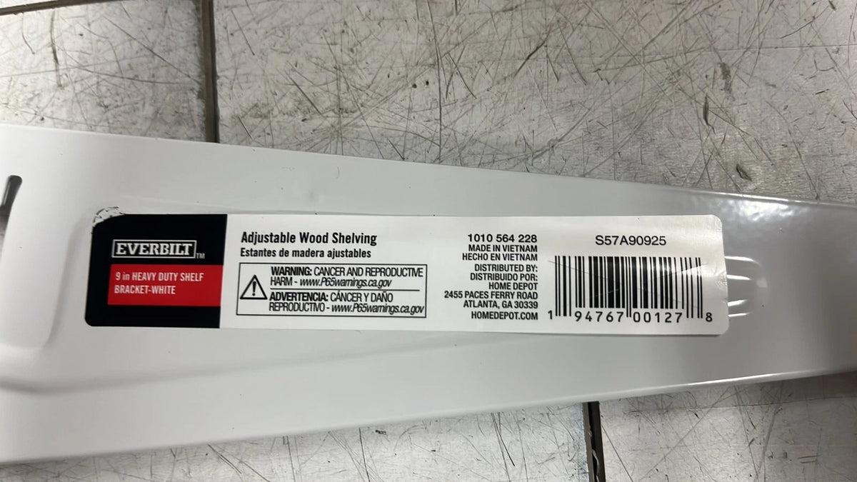26 pack Everbilt S57A90925 9” heavy duty shelf white bracket Open Box
