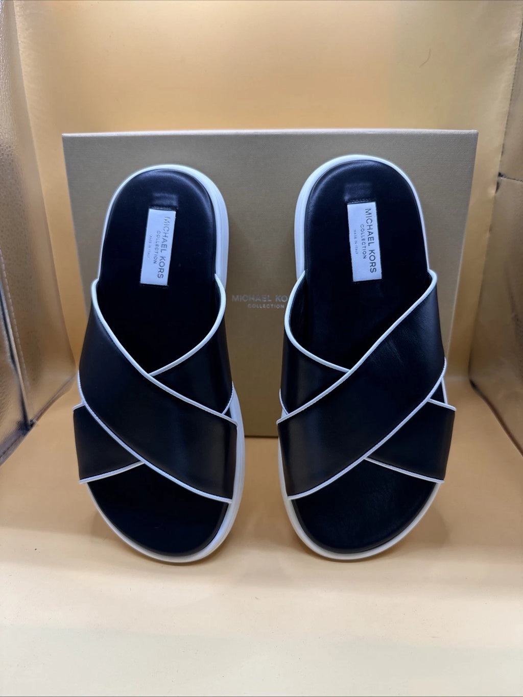 Michael Kors Collection Slides Daphne Calf Leather Slide, Size US 6