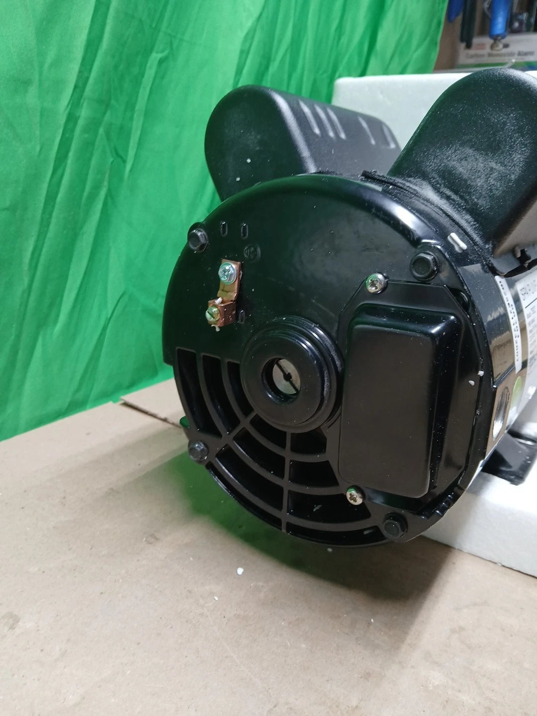 XtremepowerUS 3.0HP High Flow 230 Volt Spa Pump Side Discharge Pump 2" Intake...