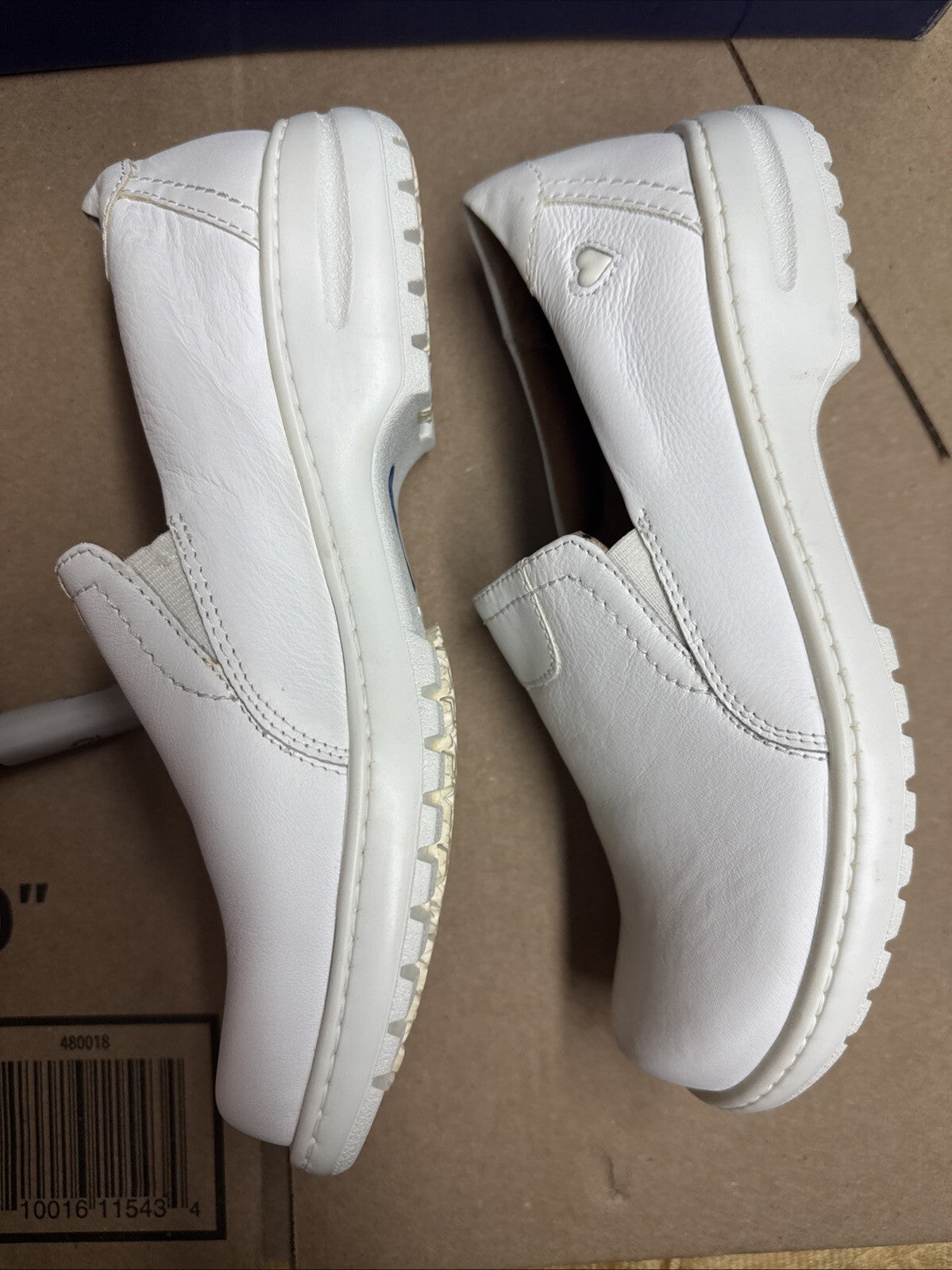 Nurse Mates Women's Slip-On Meredith Slip-Resistant Leather White Size 6.5w