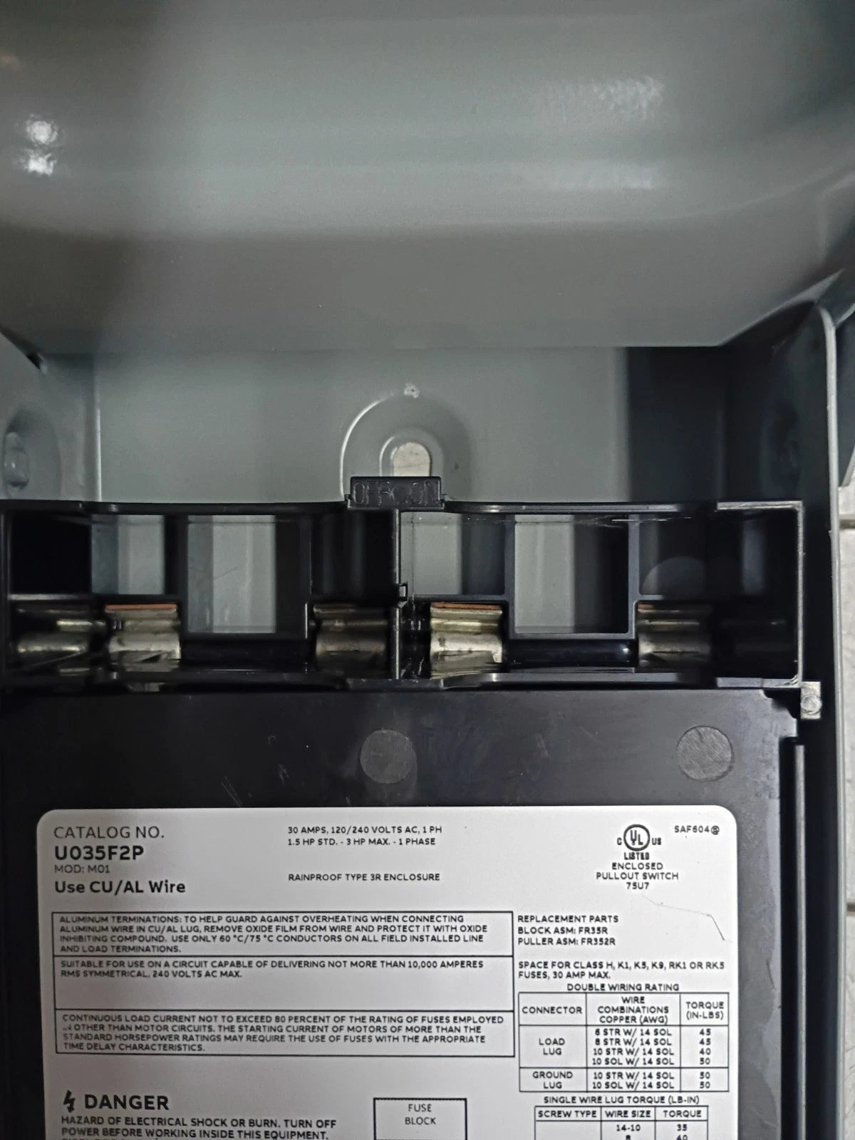Midwest U035F2P Electric Products 30-Amp 120/240V Fused AC Disconnect OB READ