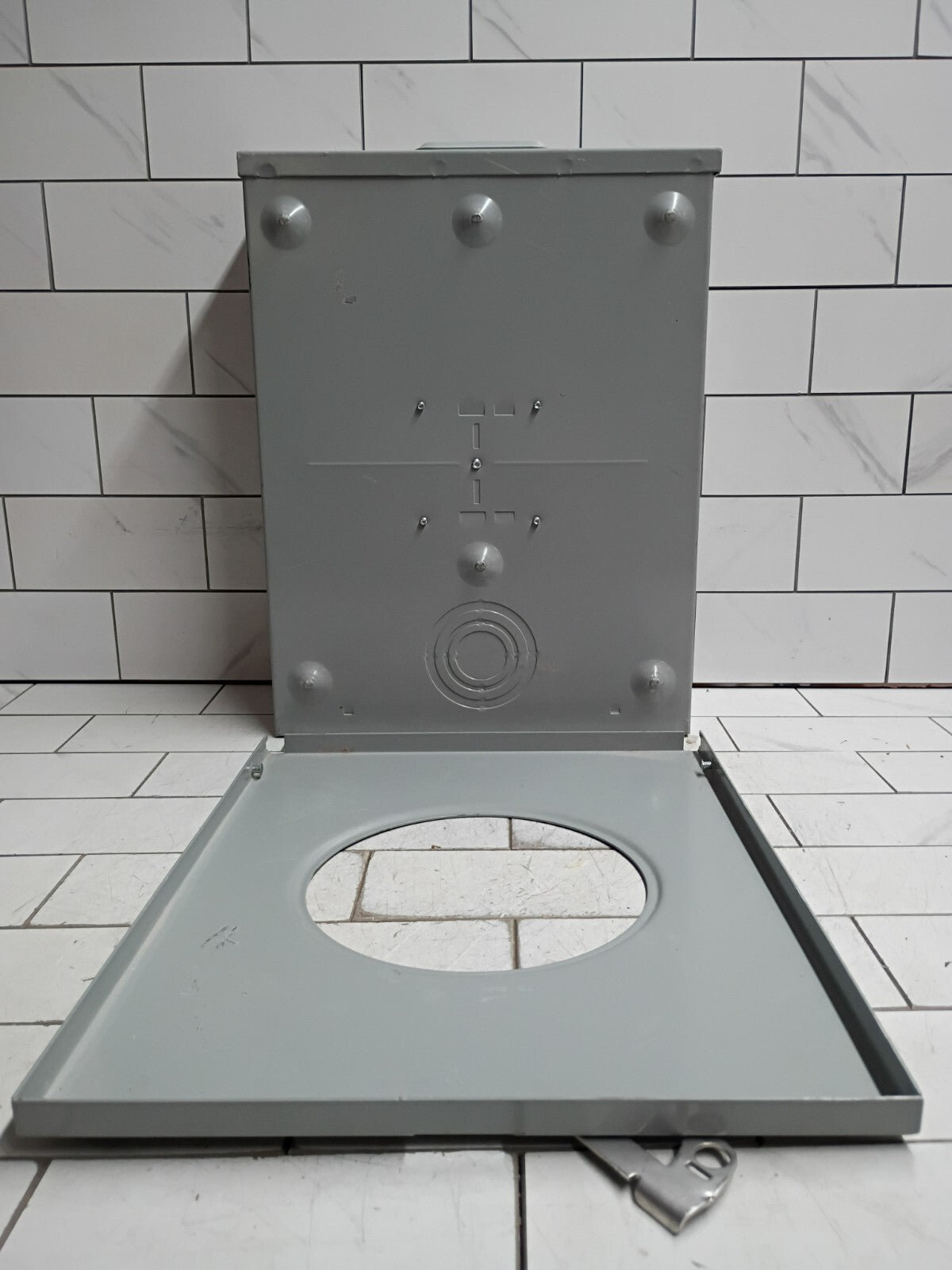 Siemens UAT417-XGF  200 Amp 4 Jaw No Bypass Ringless Meter Socket with Latch OB