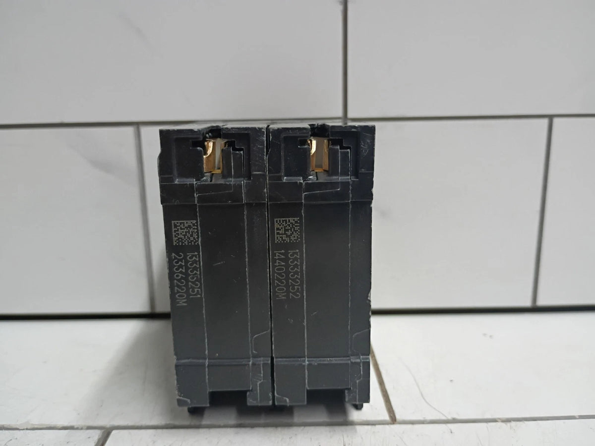 (2 Pack) Siemens Q2020NCU Type QT 20A 1-Pole 120/240V Tandem Breaker, OPEN BOX