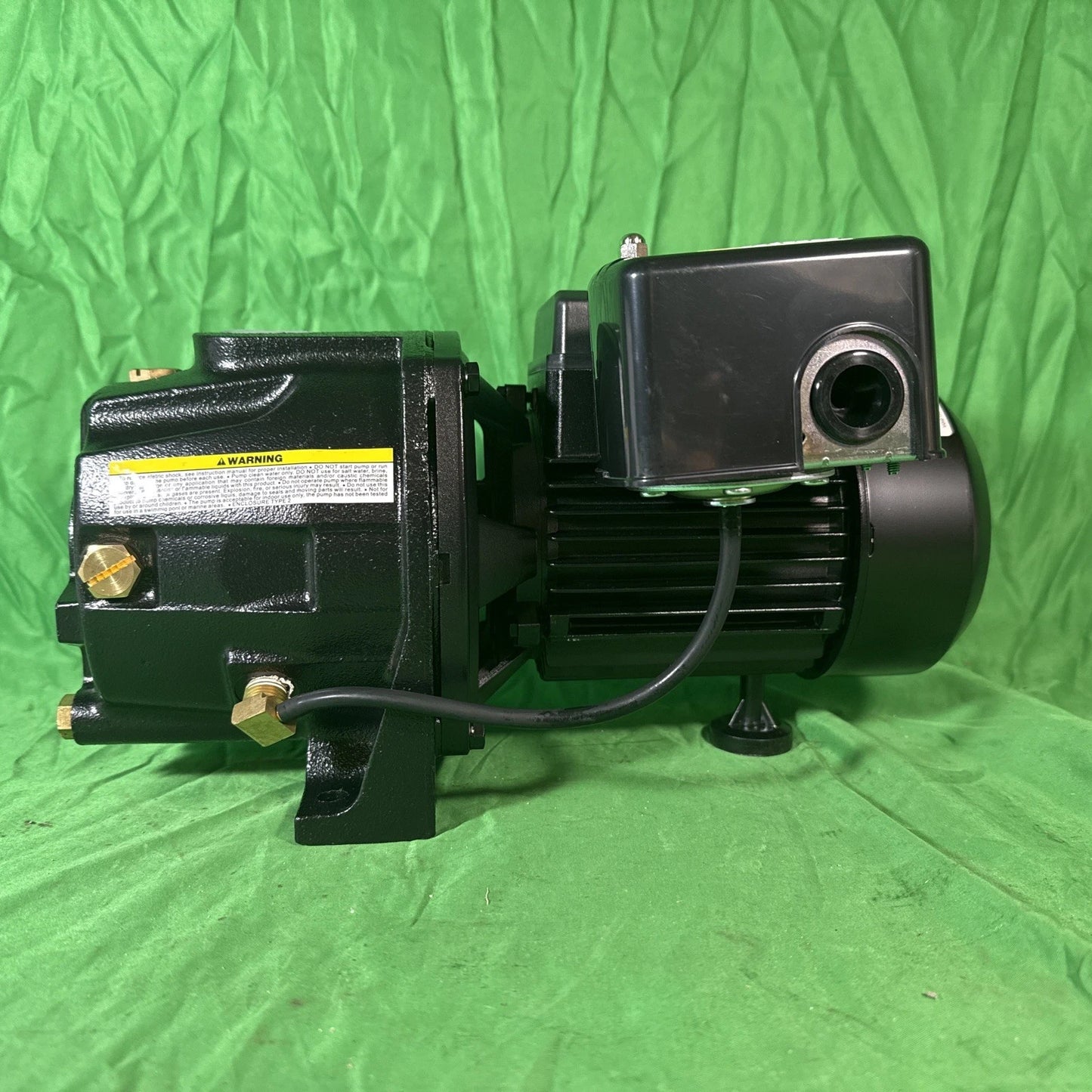 1/2 HP 115/230V Cast Iron Convertible Jet Pump Built-in Thermal Overload Protect