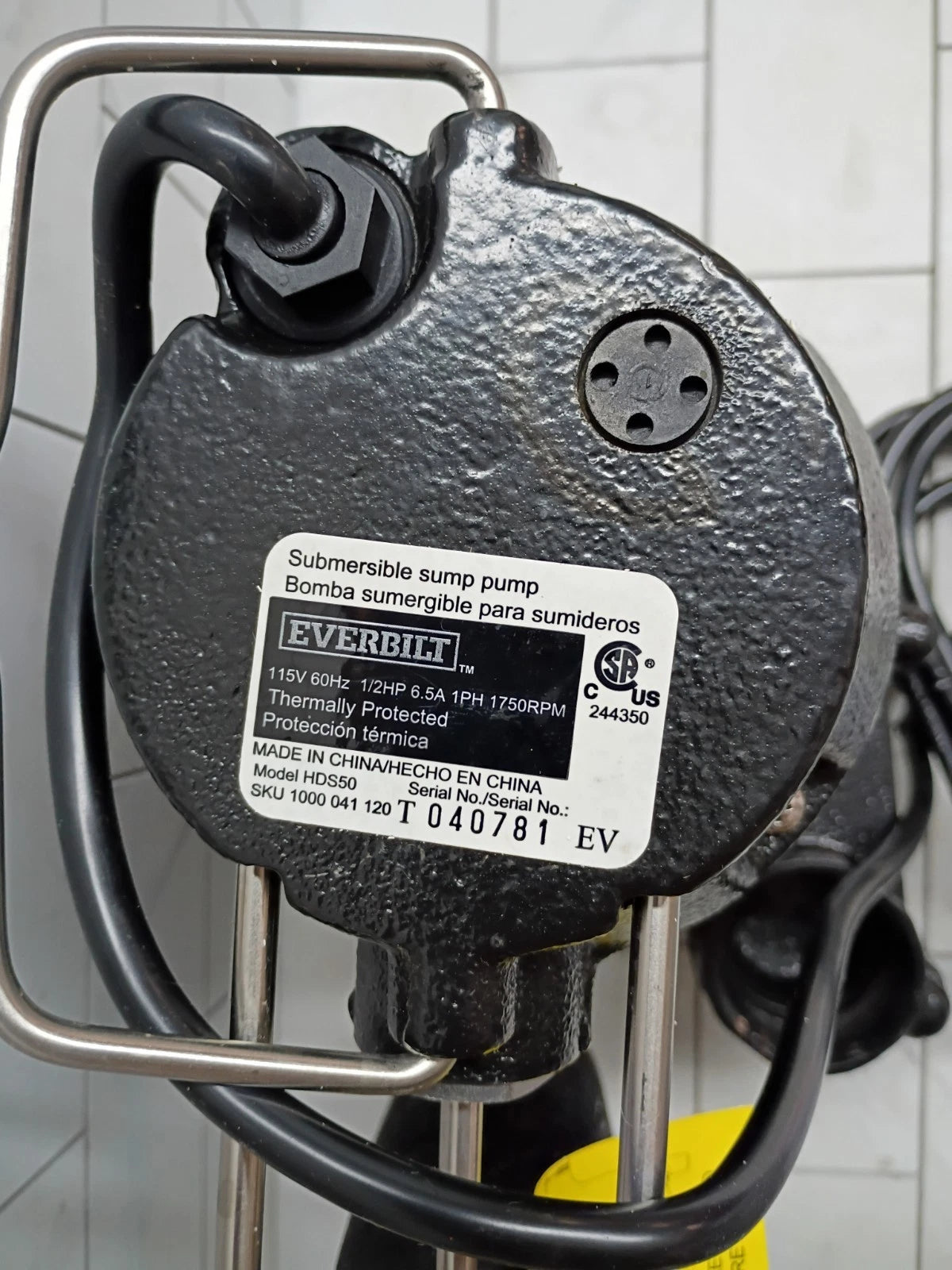 Everbilt HDS50 1/2 HP Cast Iron Sump Pump Model OPEN BOX.