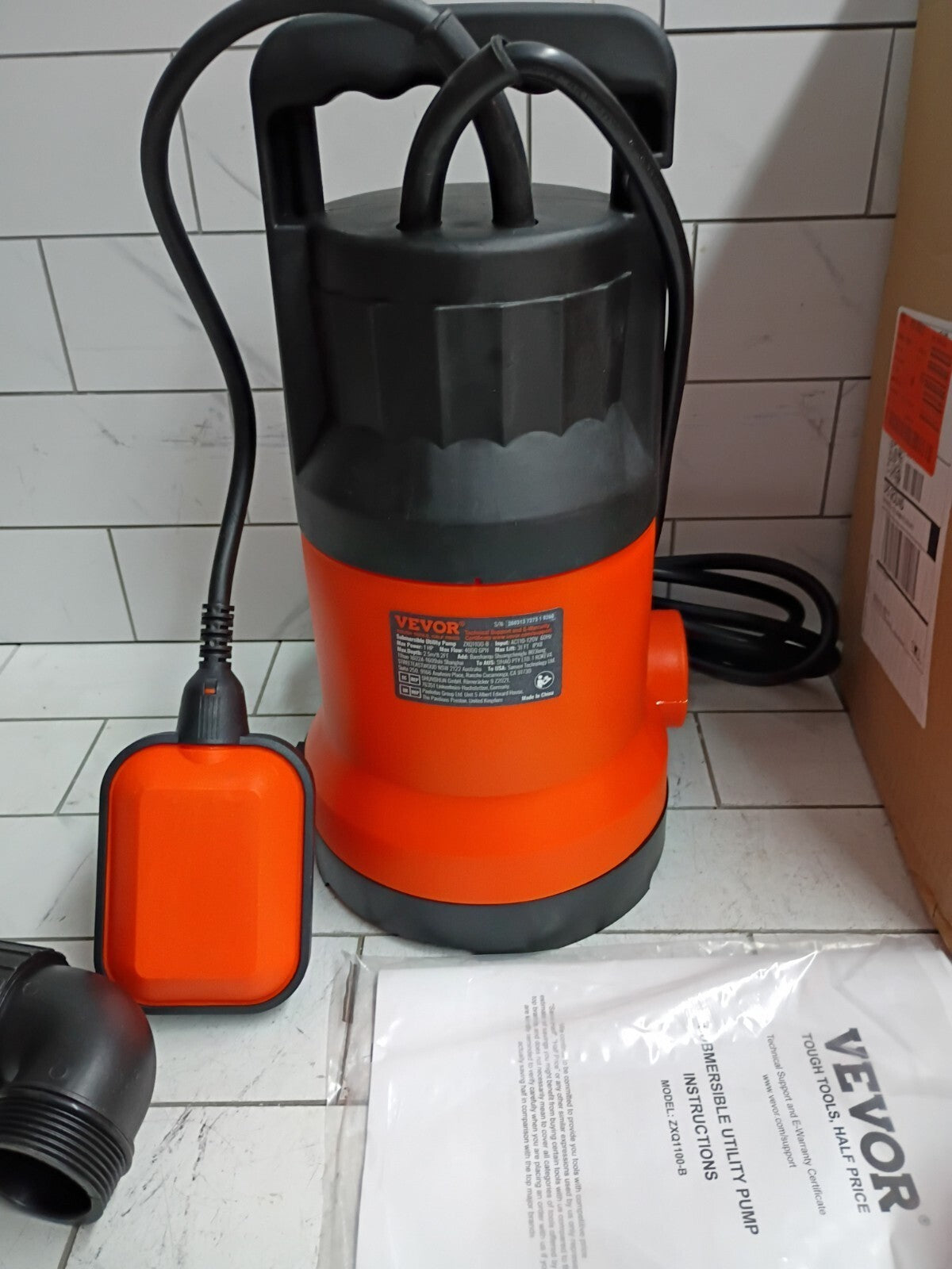 VEVOR Submersible Utility Pump Sump Pump 1 HP 4000 GPH 31 ft Pump OPEN BOX