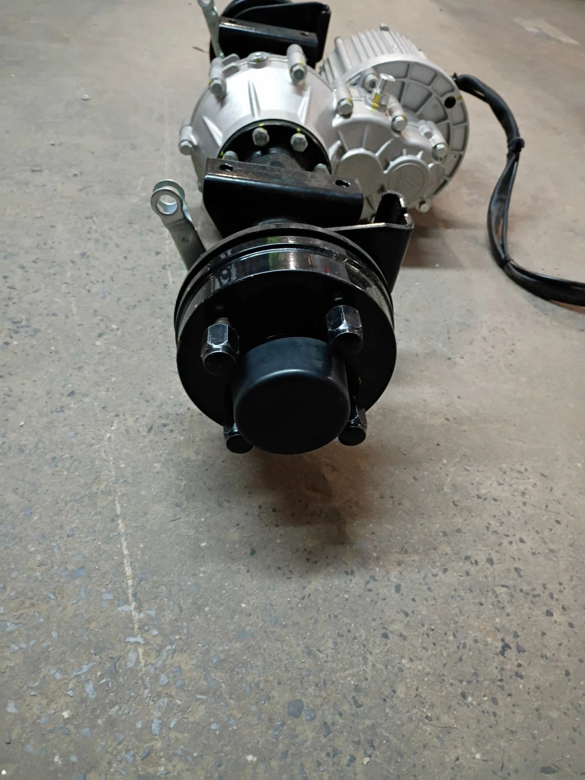 Trans Axle Motor Assy For Ryobi T42Li RYRM8060 T42Li 80V New Riding Mowers