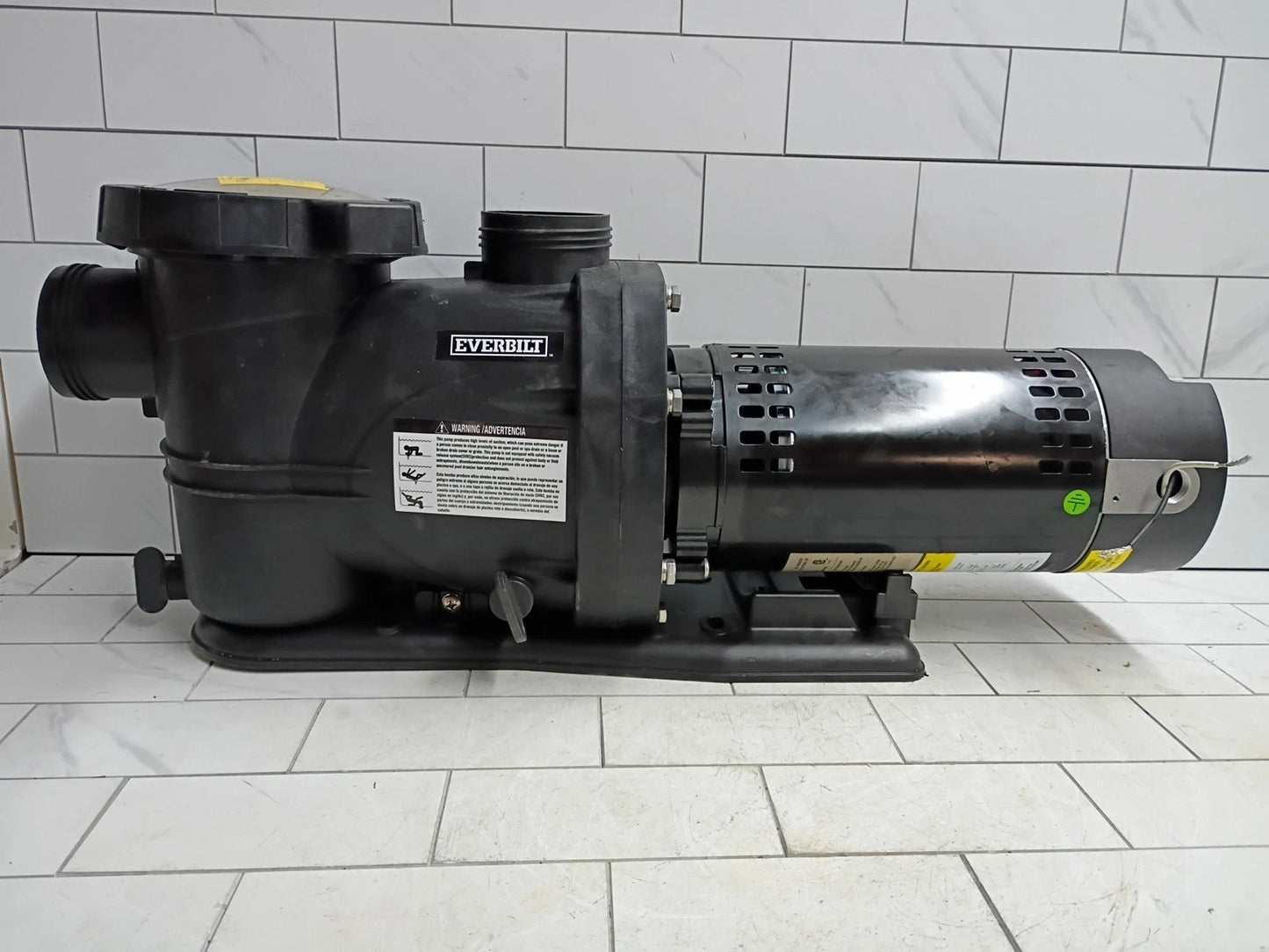 Everbilt 1 HP Pool Pump In Ground 2 Speed 5.1 A 230V Open Box Read Description
