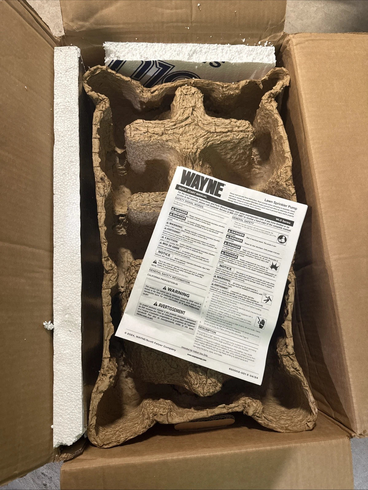 Wayne 1-1/2 HP Cast Iron Quick-Prime Lawn-Sprinkler Pump.