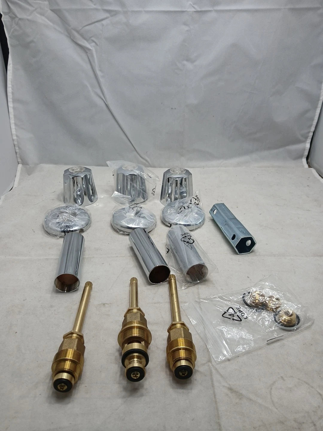 NEW OB Tub/Shower Remodeling Kit for Pfister Verve - CHROME - 39617 (ob)
