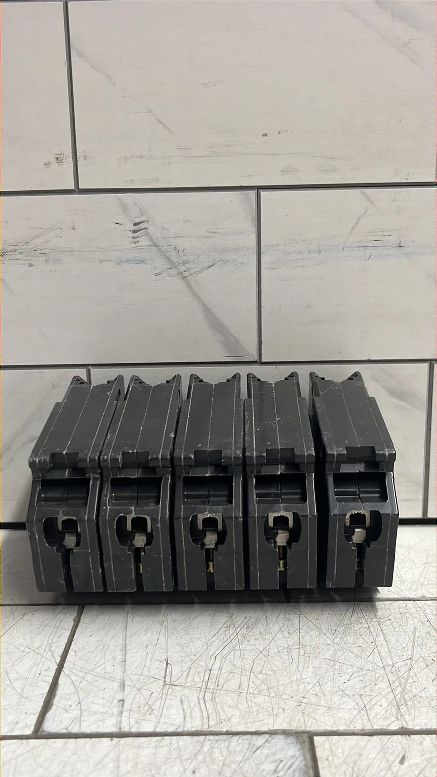 5 pack ABB THQL1115A Circuit Breaker 15 Amp Single Pole 120/240 VAC