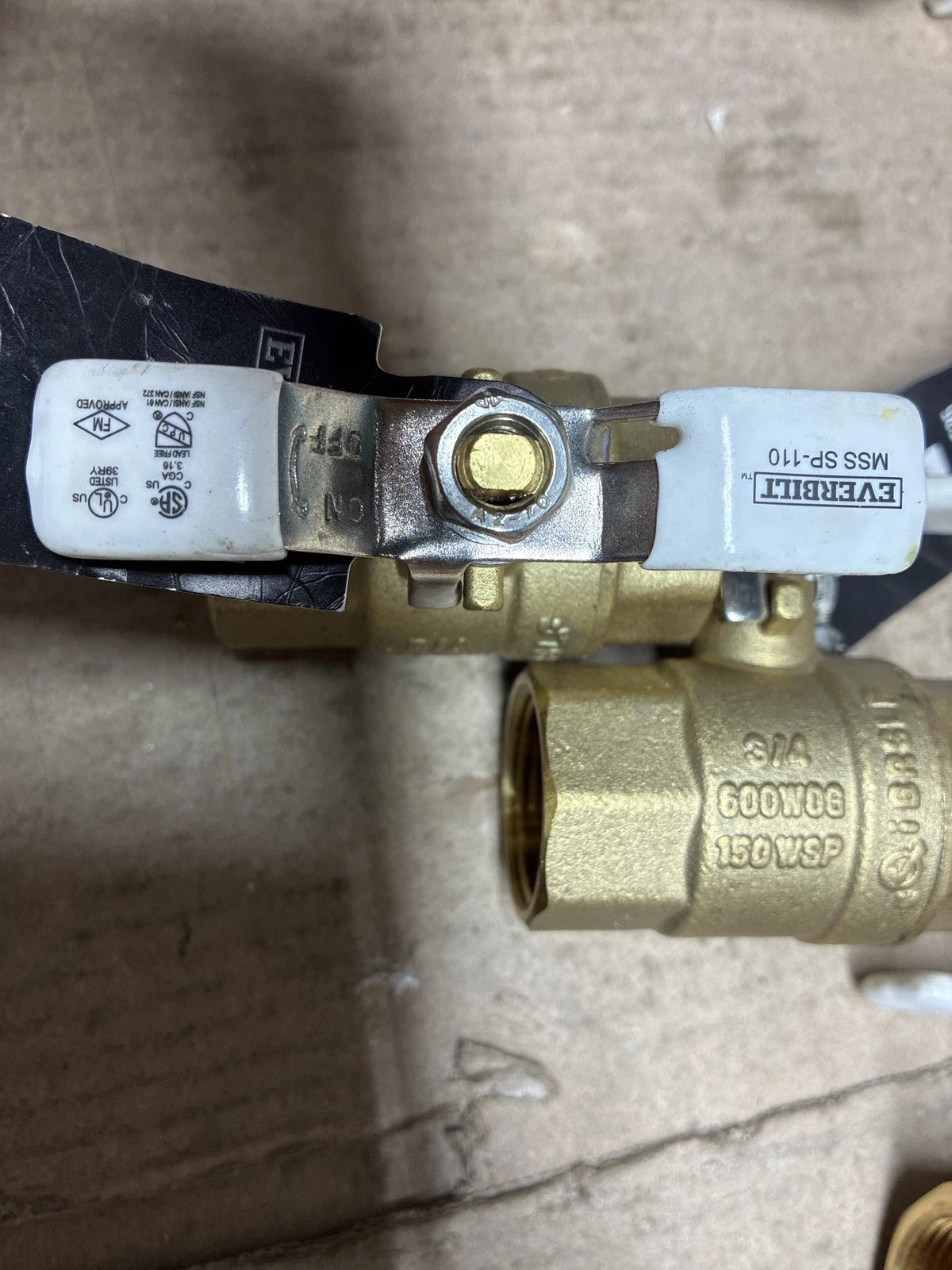 A LOT OF 6 3/4 in. FNPT Full Port Lead Free Brass Ball Valve with Tee Handle