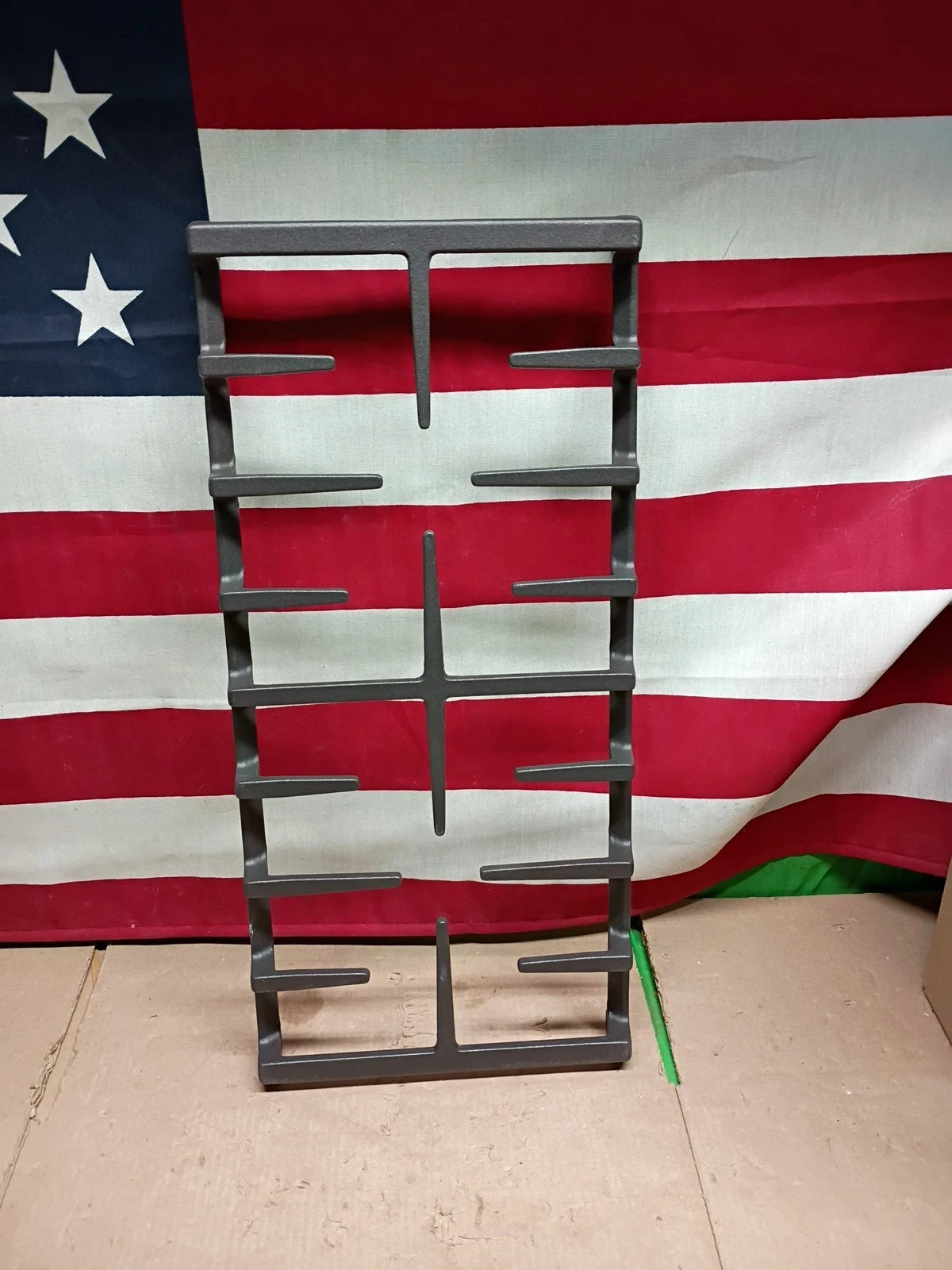 GE OEM 295D1586P001 GAS RANGE GRATE NEW OPEN BOX NOB