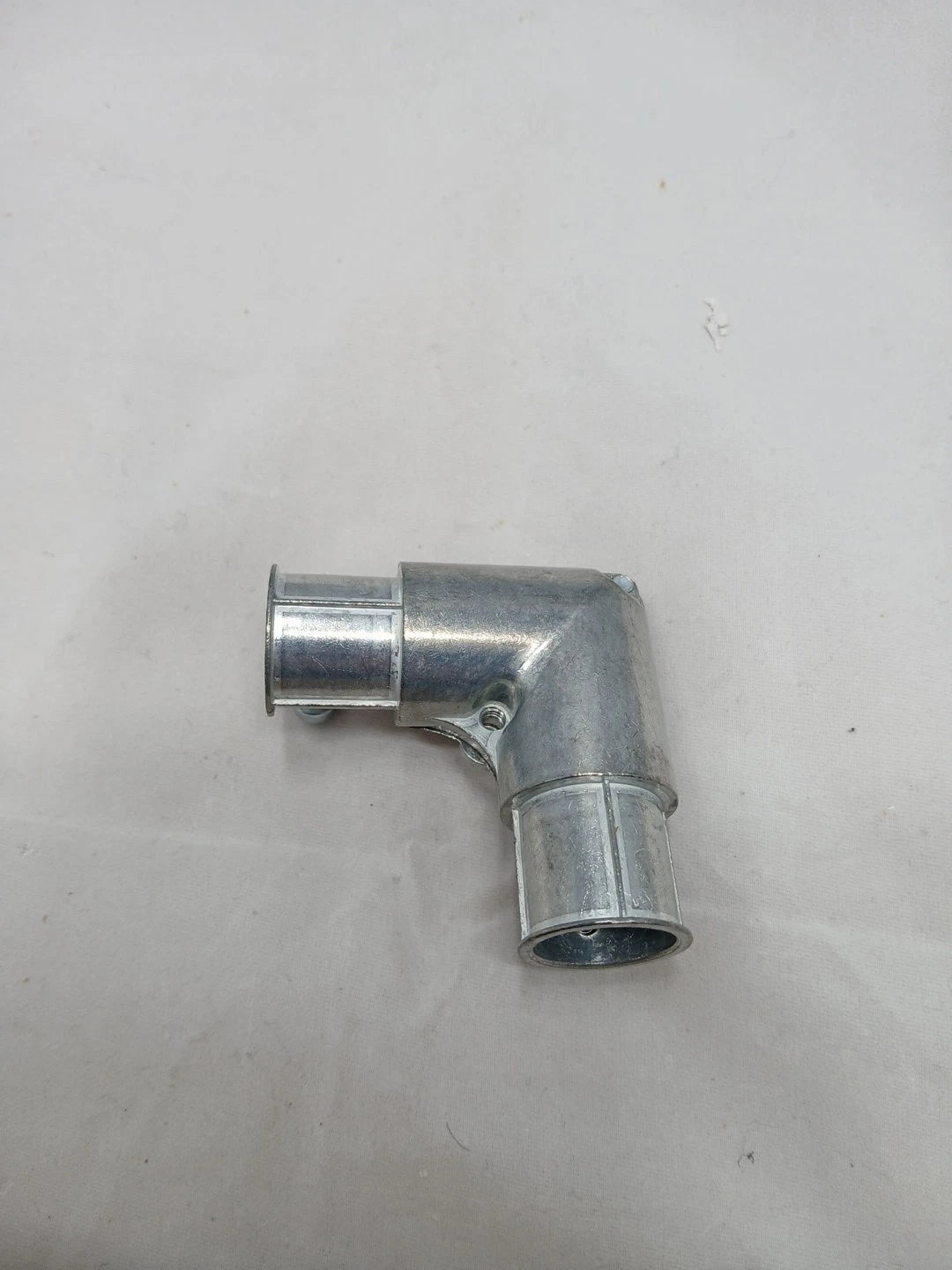 (10 pc lot) 90 Degree Inside Corner EMT Pull Elbow 1/2” Silver