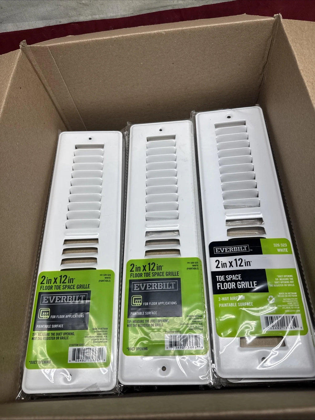 Lot Of 32 Everbilt floor Toe Space Grille 2 x 12 in white 326 523 Painable