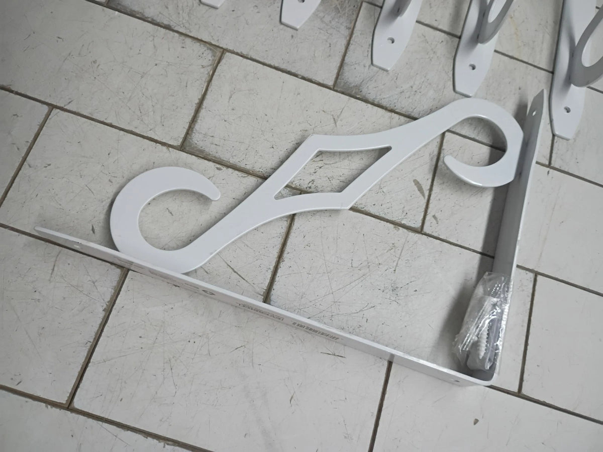 (10 pack) Everbilt colonial 9.7in x 7.7in decorative shelf bracket white 50lbs