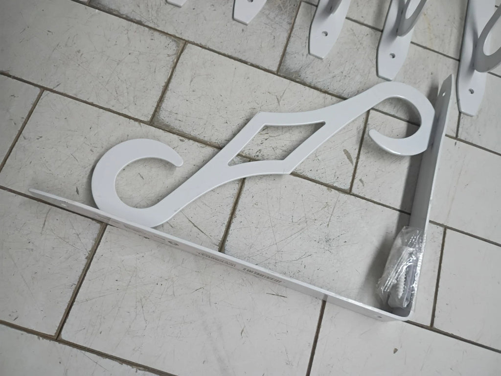 (10 pack) Everbilt colonial 9.7in x 7.7in decorative shelf bracket white 50lbs