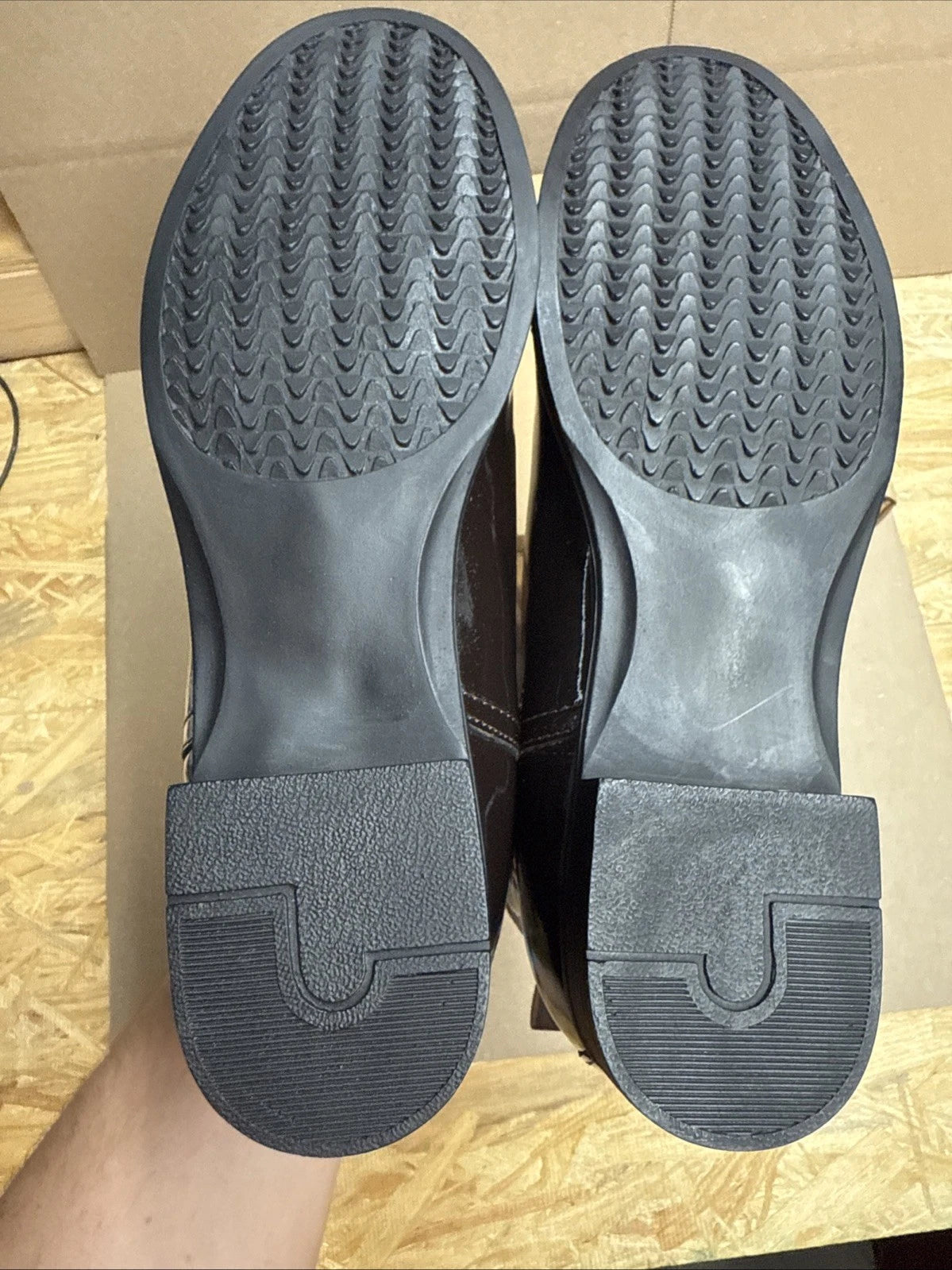 OVATION Women's Size 7.5 Finalist Elastic Patent Jod (455825BLK)